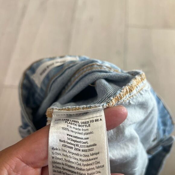 Cotton on women’s high rise mom shorts size 4 - Picture 9 of 9